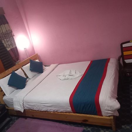 Galaxy Inn Guest House Pokhara Eksteriør bilde