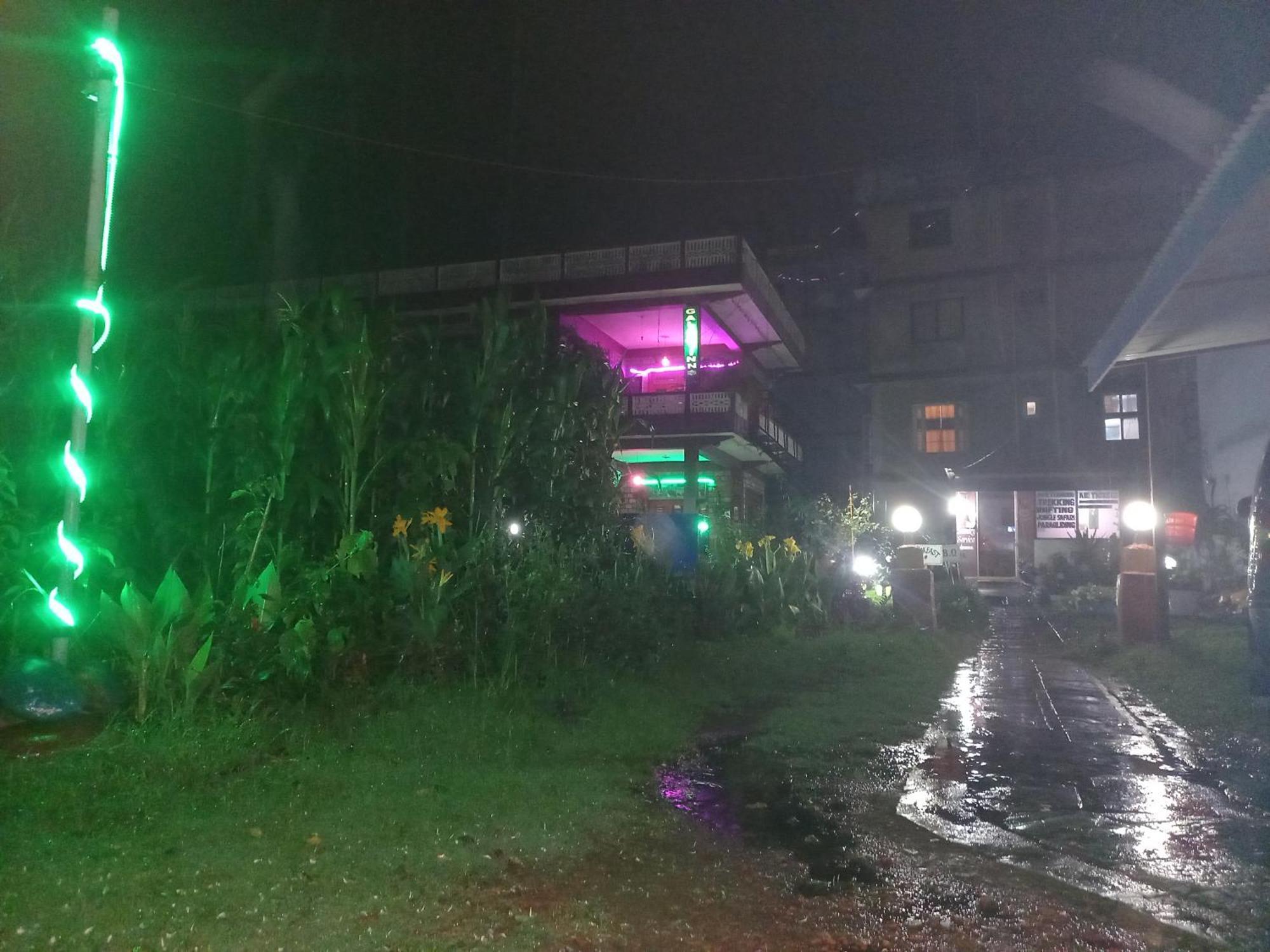 Galaxy Inn Guest House Pokhara Eksteriør bilde