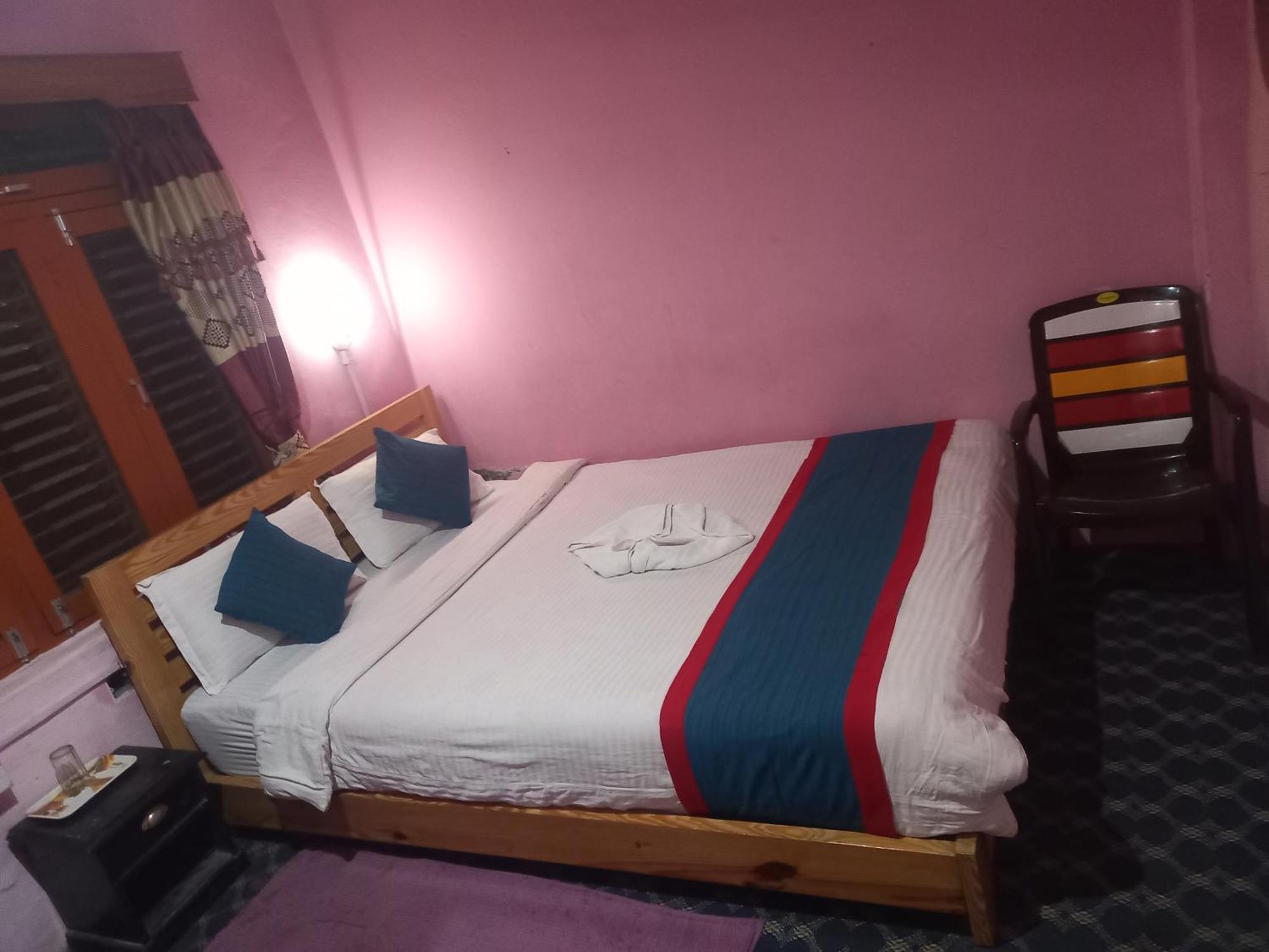 Galaxy Inn Guest House Pokhara Eksteriør bilde