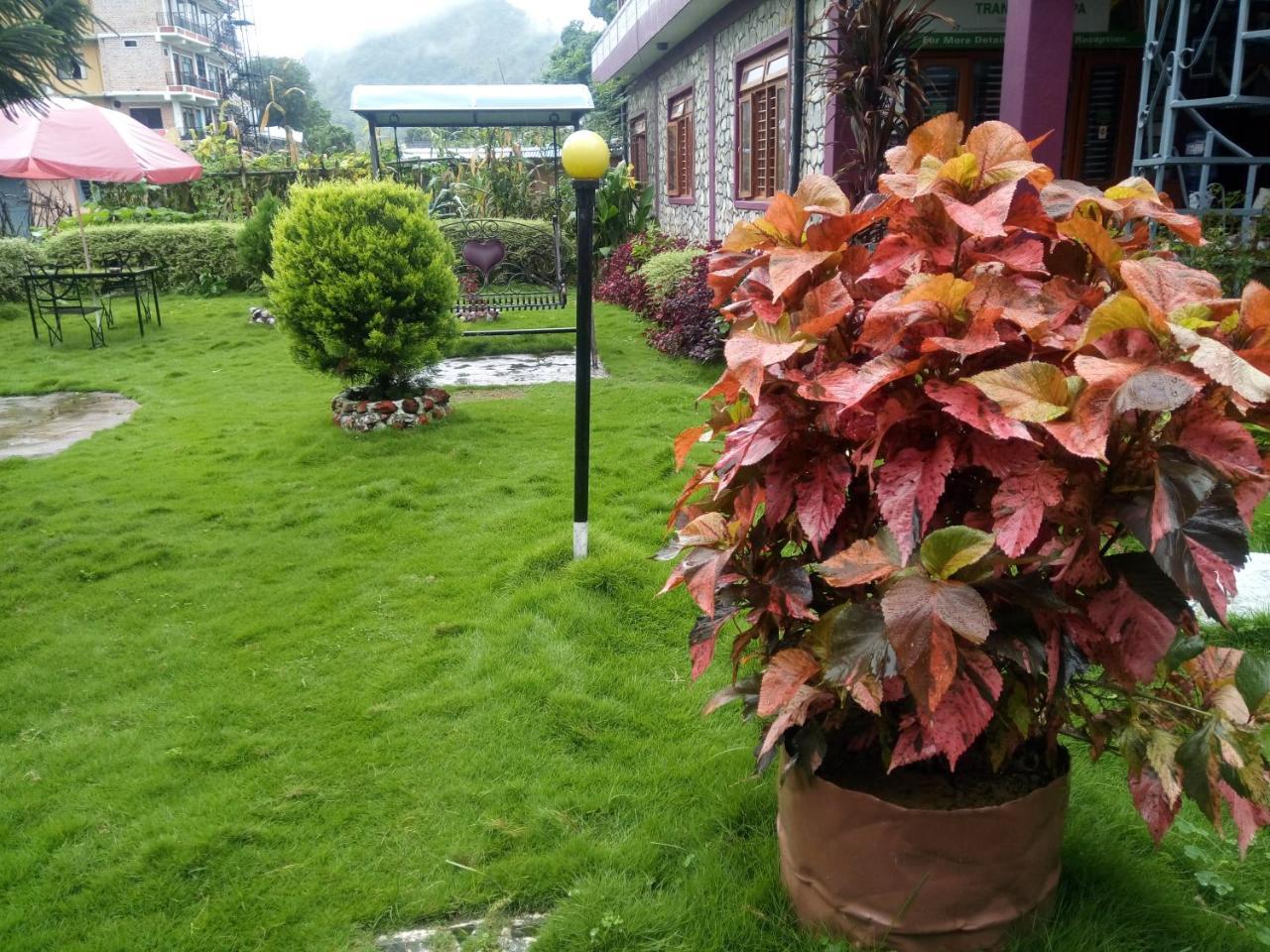 Galaxy Inn Guest House Pokhara Eksteriør bilde